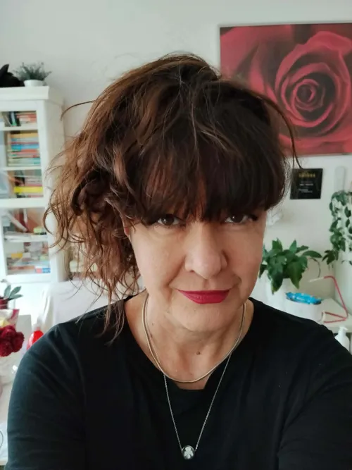 Izabela – licencjonowana przewodniczka po Pradze